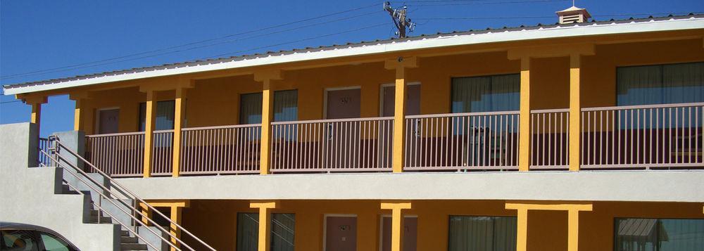 Budget Inn Артижа Экстерьер фото