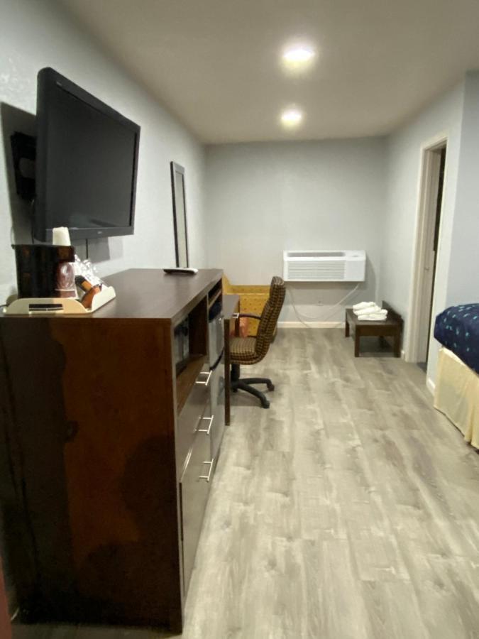 Budget Inn Артижа Экстерьер фото